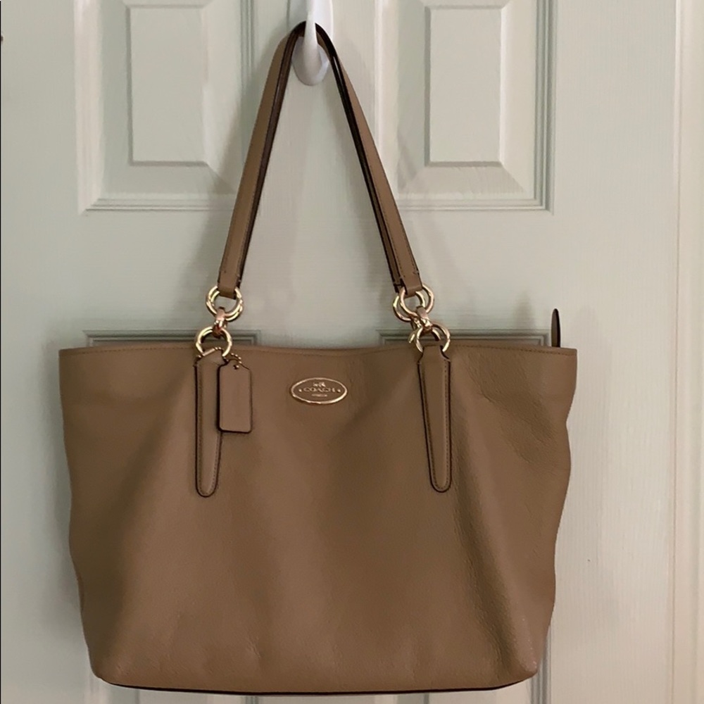 Coach purse & wallet - excellent condition